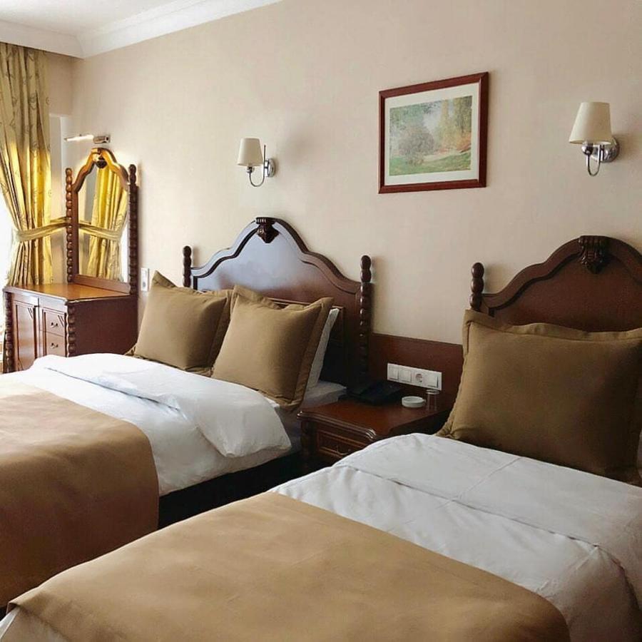 Hotel Bueyuek Levent อิสตันบูล ภายนอก รูปภาพ